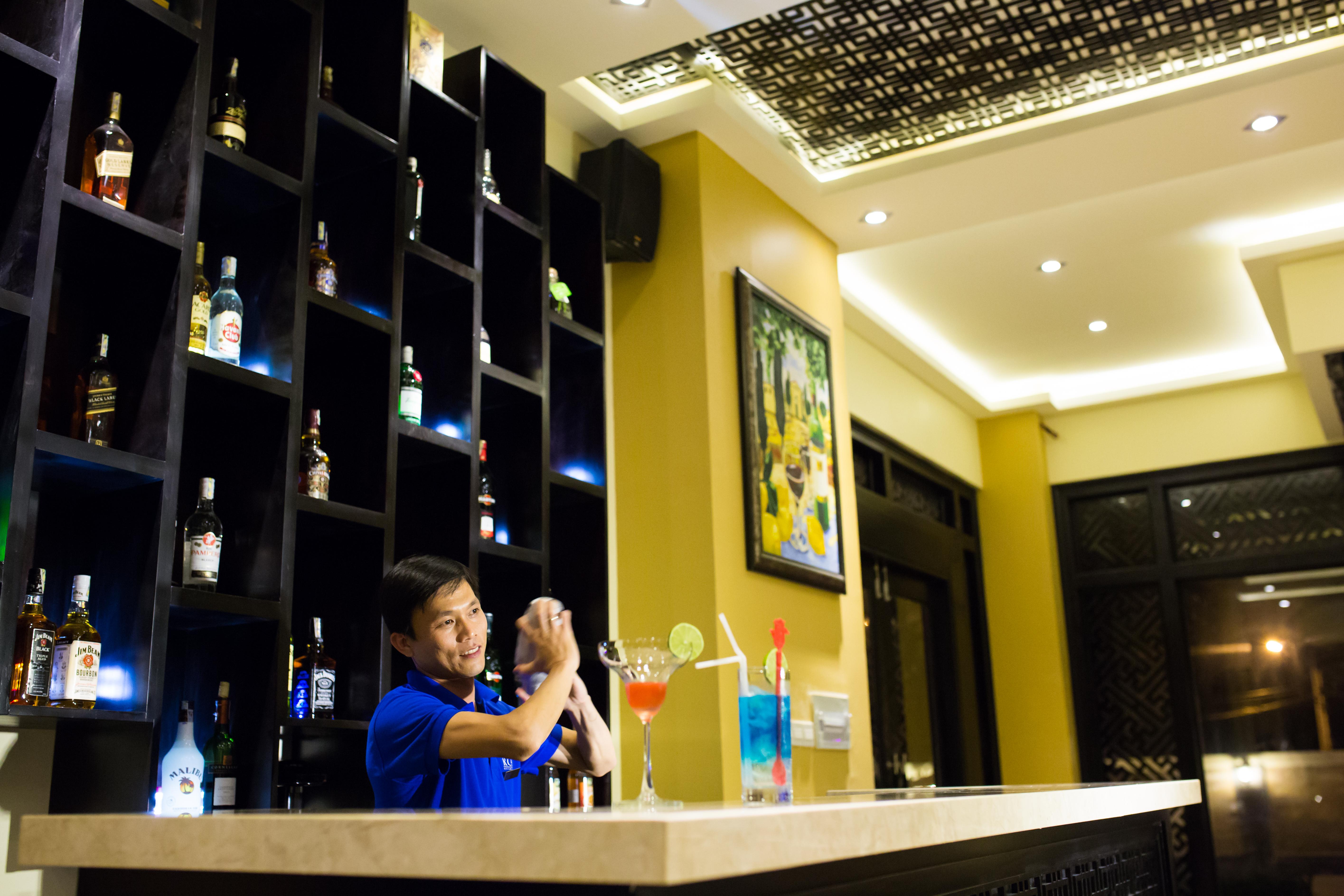 Royal Riverside Hoi An Hotel & Spa מראה חיצוני תמונה