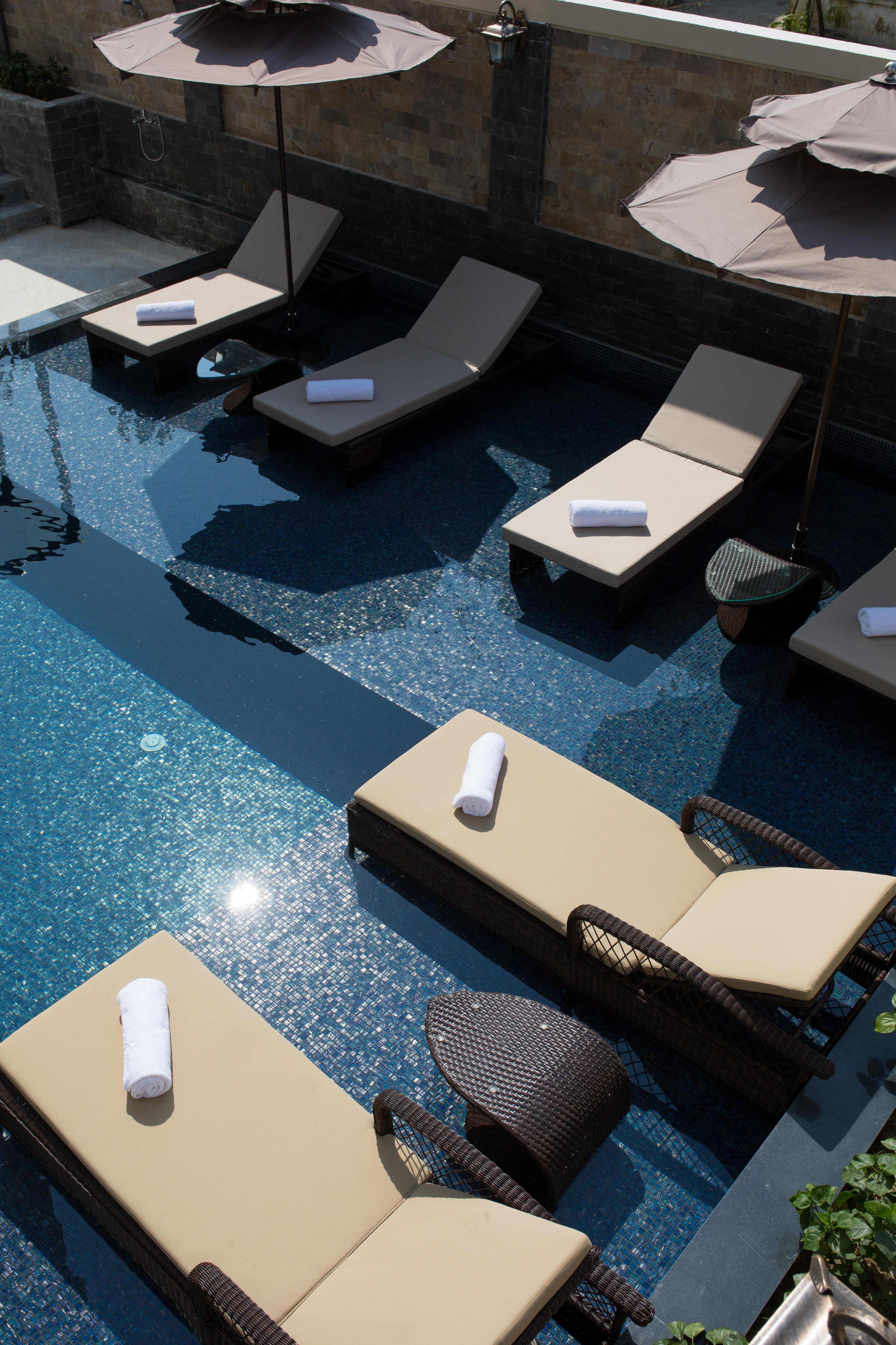 Royal Riverside Hoi An Hotel & Spa מראה חיצוני תמונה