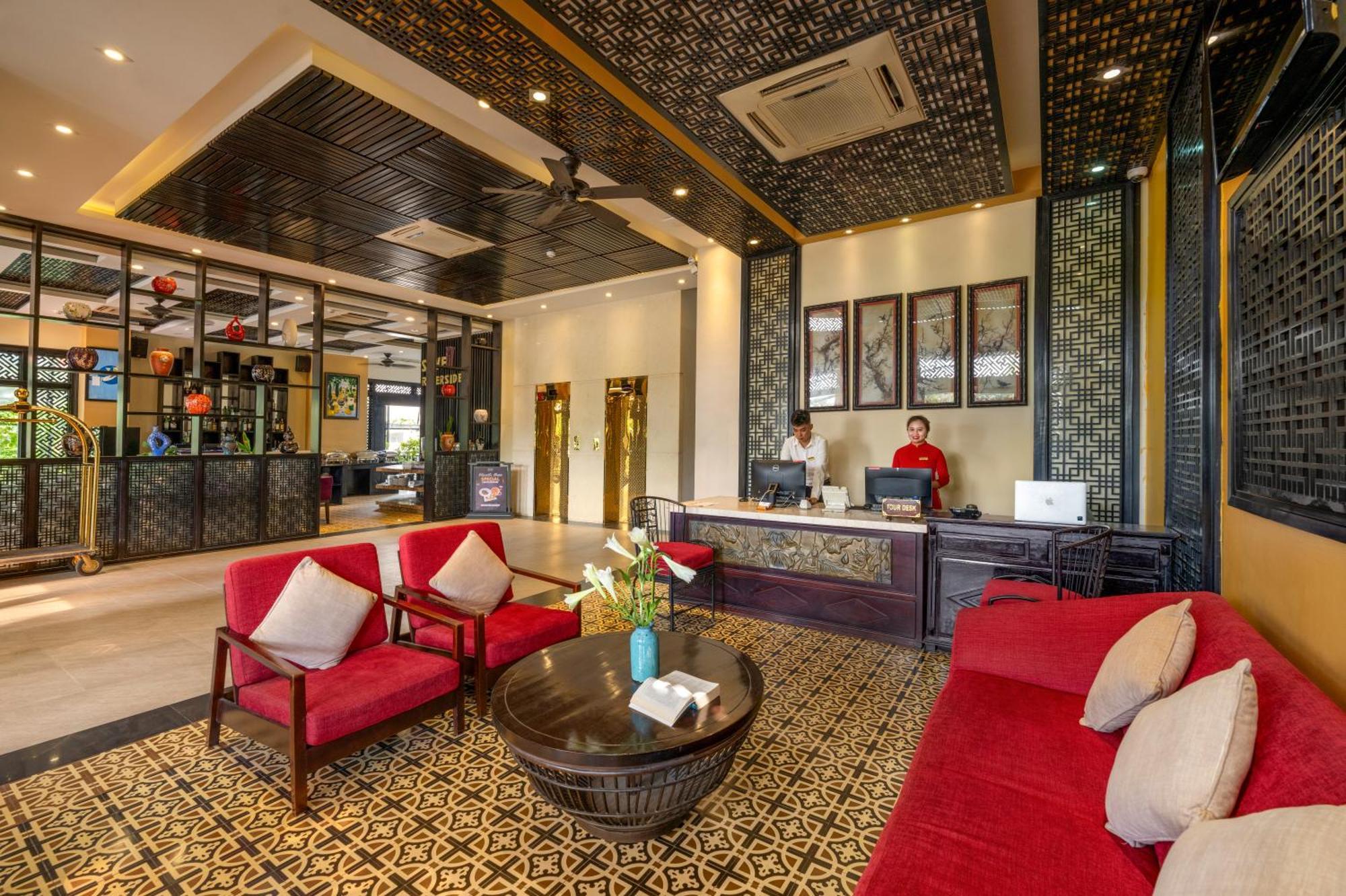 Royal Riverside Hoi An Hotel & Spa מראה חיצוני תמונה