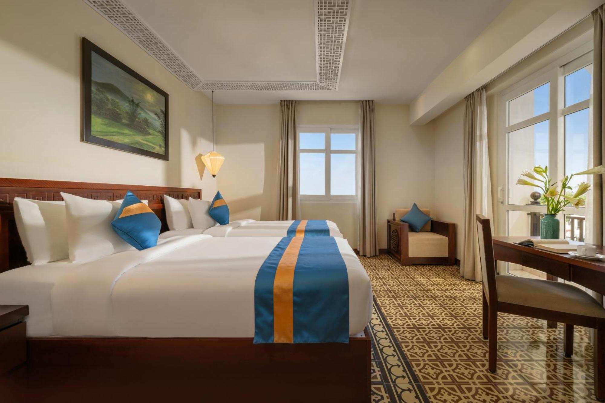 Royal Riverside Hoi An Hotel & Spa מראה חיצוני תמונה
