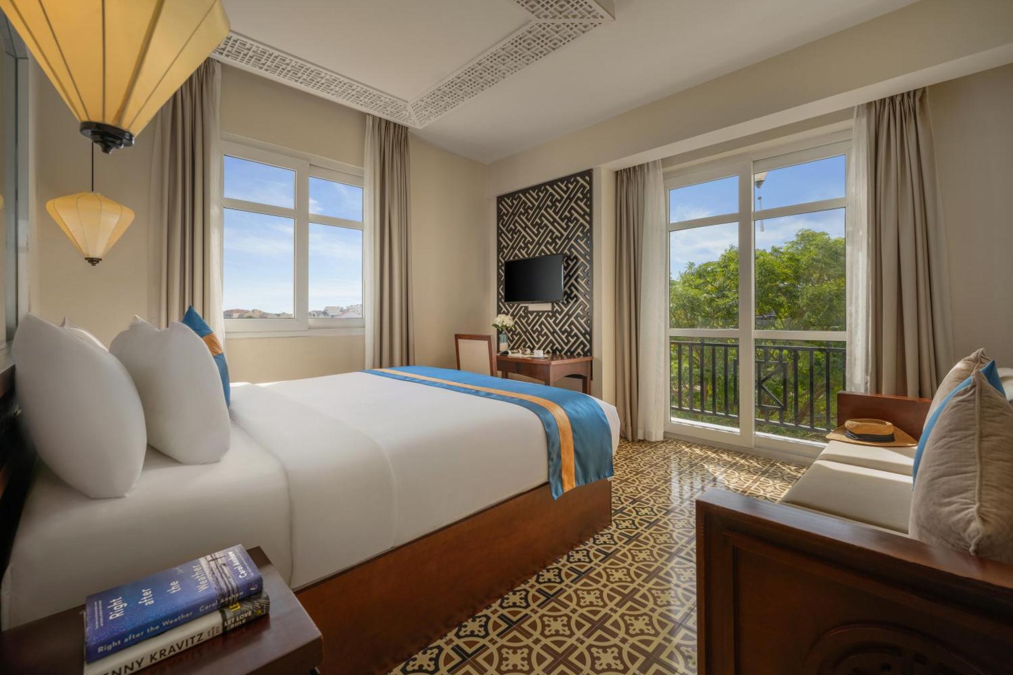 Royal Riverside Hoi An Hotel & Spa מראה חיצוני תמונה