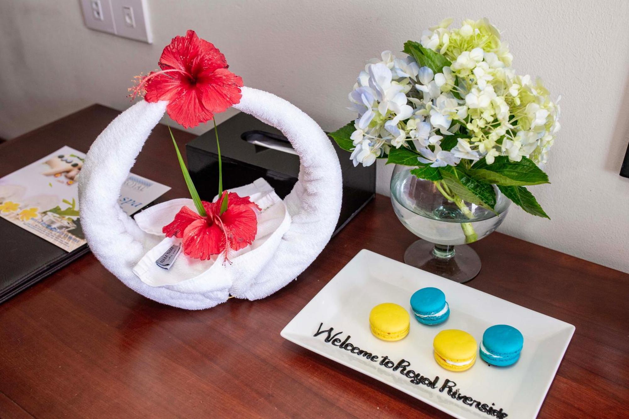 Royal Riverside Hoi An Hotel & Spa מראה חיצוני תמונה