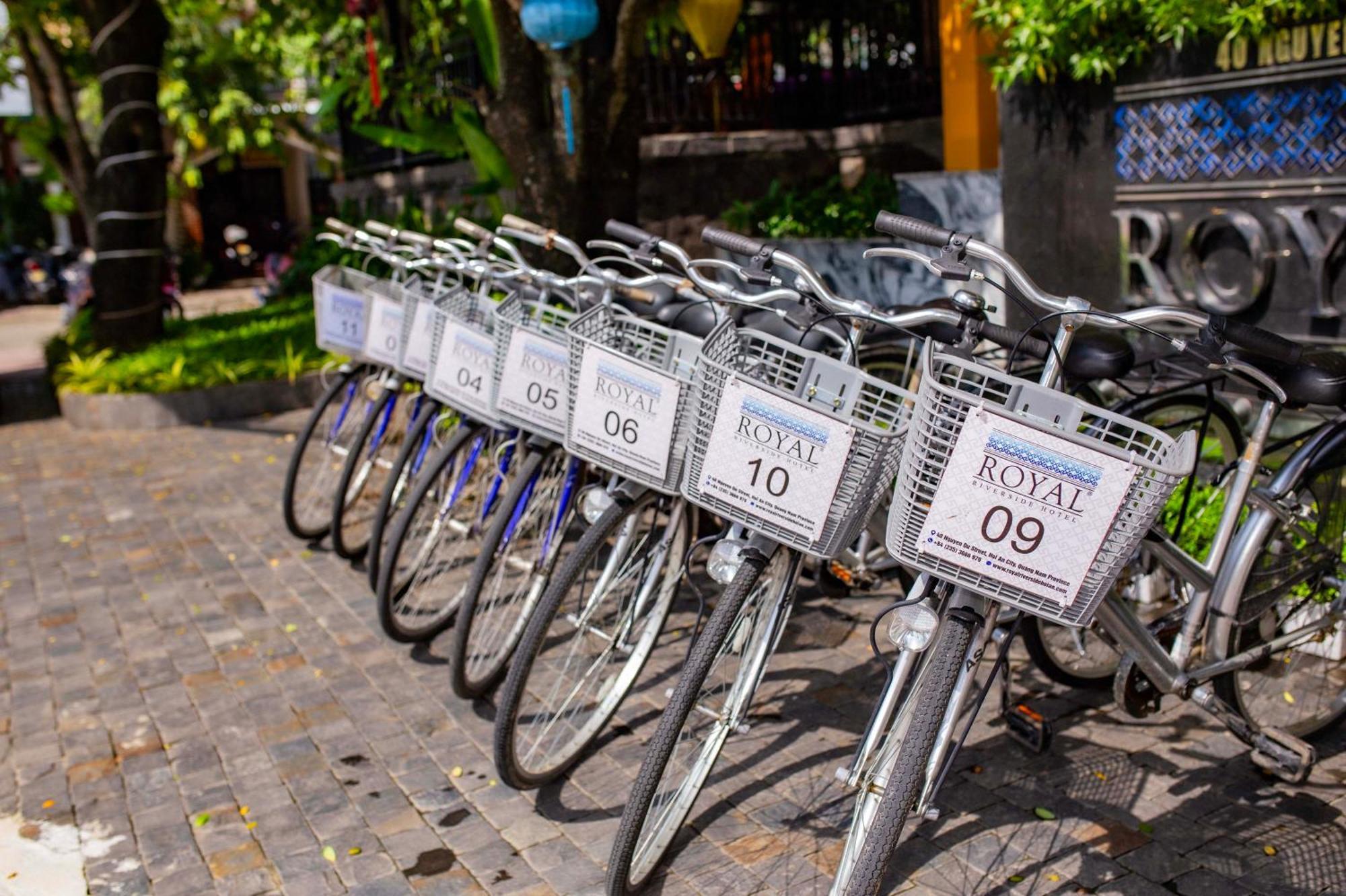 Royal Riverside Hoi An Hotel & Spa מראה חיצוני תמונה